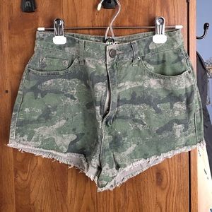 NWOT High Rise Camouflage Cheeky Shorts